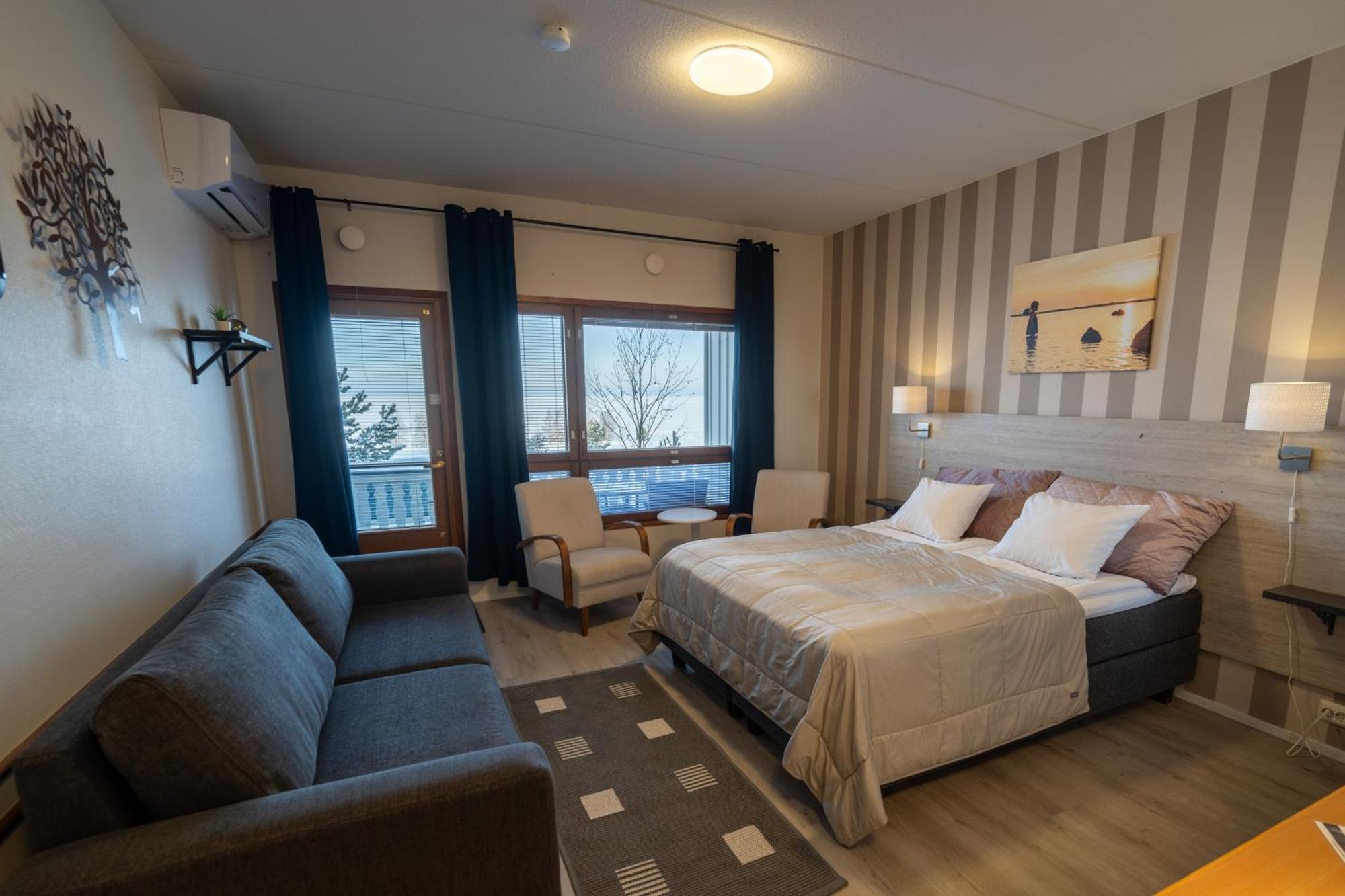 Hotel Lokkilinna Kalajoki Exterior foto